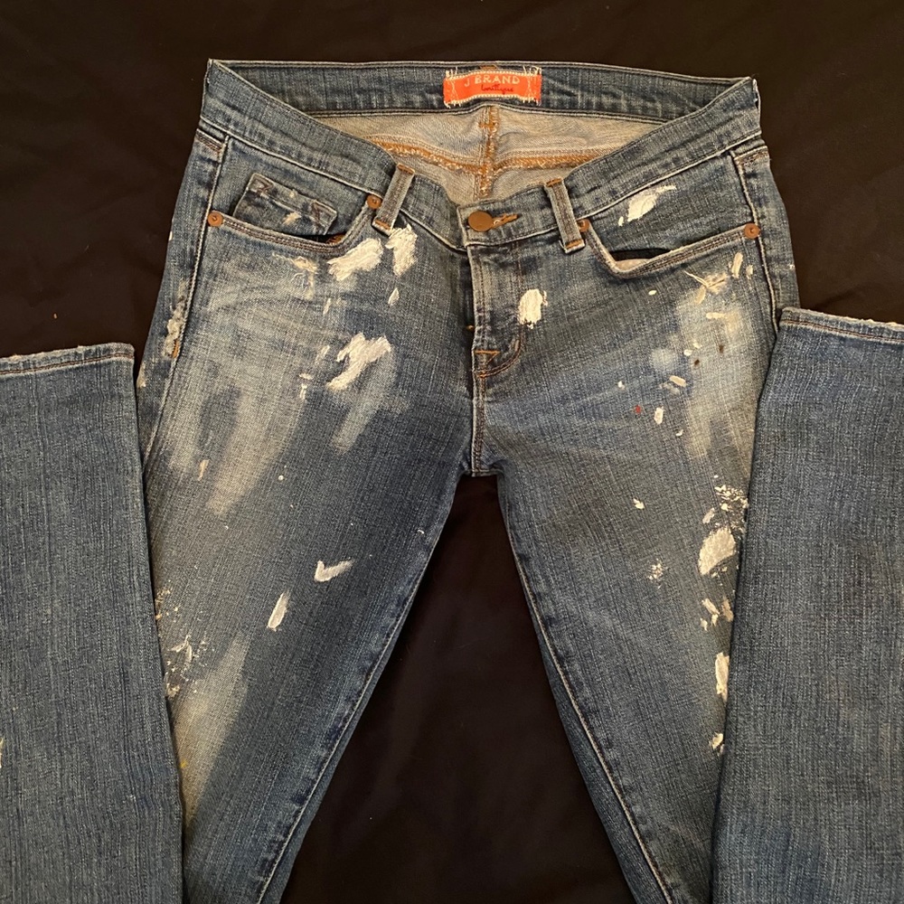 J Brand distressed, paint-splattered jeans 👖